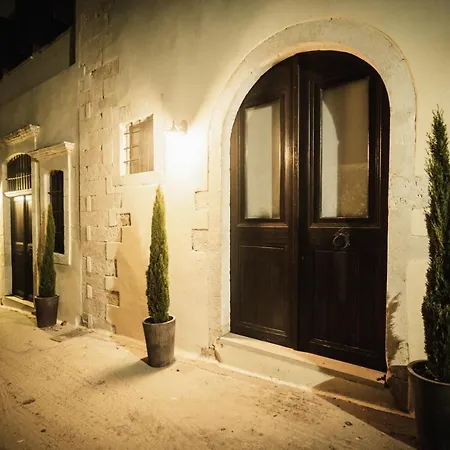Lithinon Luxury Free Parking Chania (Crete)