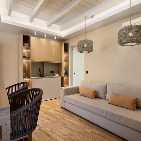 Lithinon Luxury With Free Parking